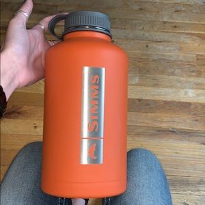 brand new/never used Simms growler